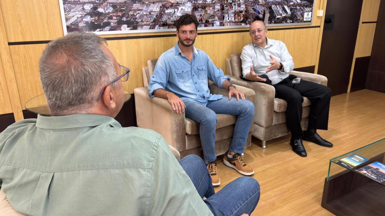 Proposta foi apresentada esta semana ao prefeito Mario Costenaro pelo secretário Gabriel Furlan e pela maestro Jean Reis