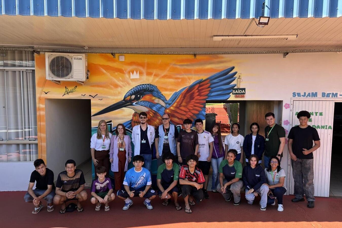 Bate-papo com adolescentes atendidos pelo Centro da Juventude, na tarde desta sexta (24) foi conduzido por equipe da unidade de saúde do Jardim Santa Clara IV