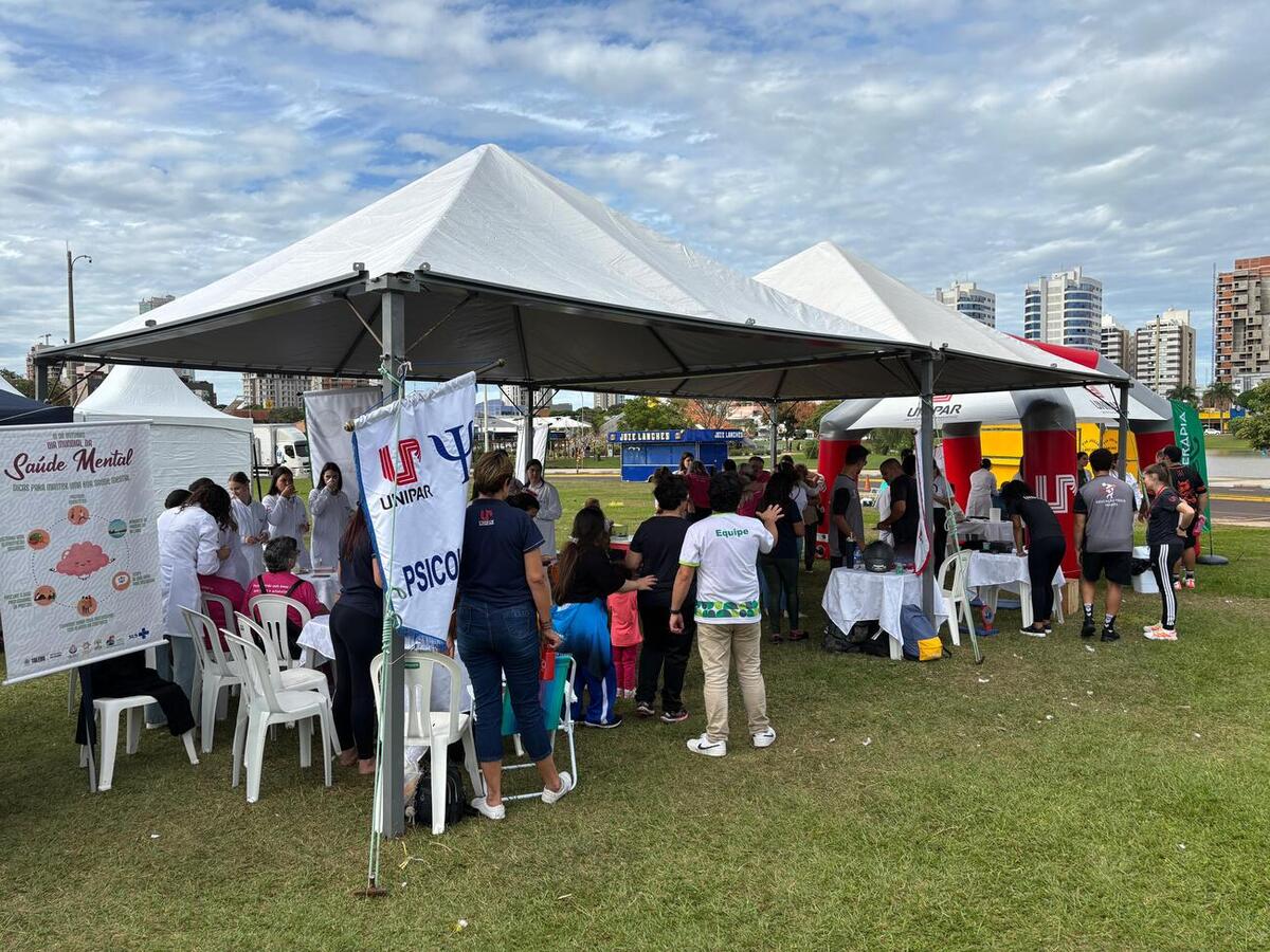 Atividade integrou programação do Trilha da Saúde com orientações e exposição de oficinas terapêuticas