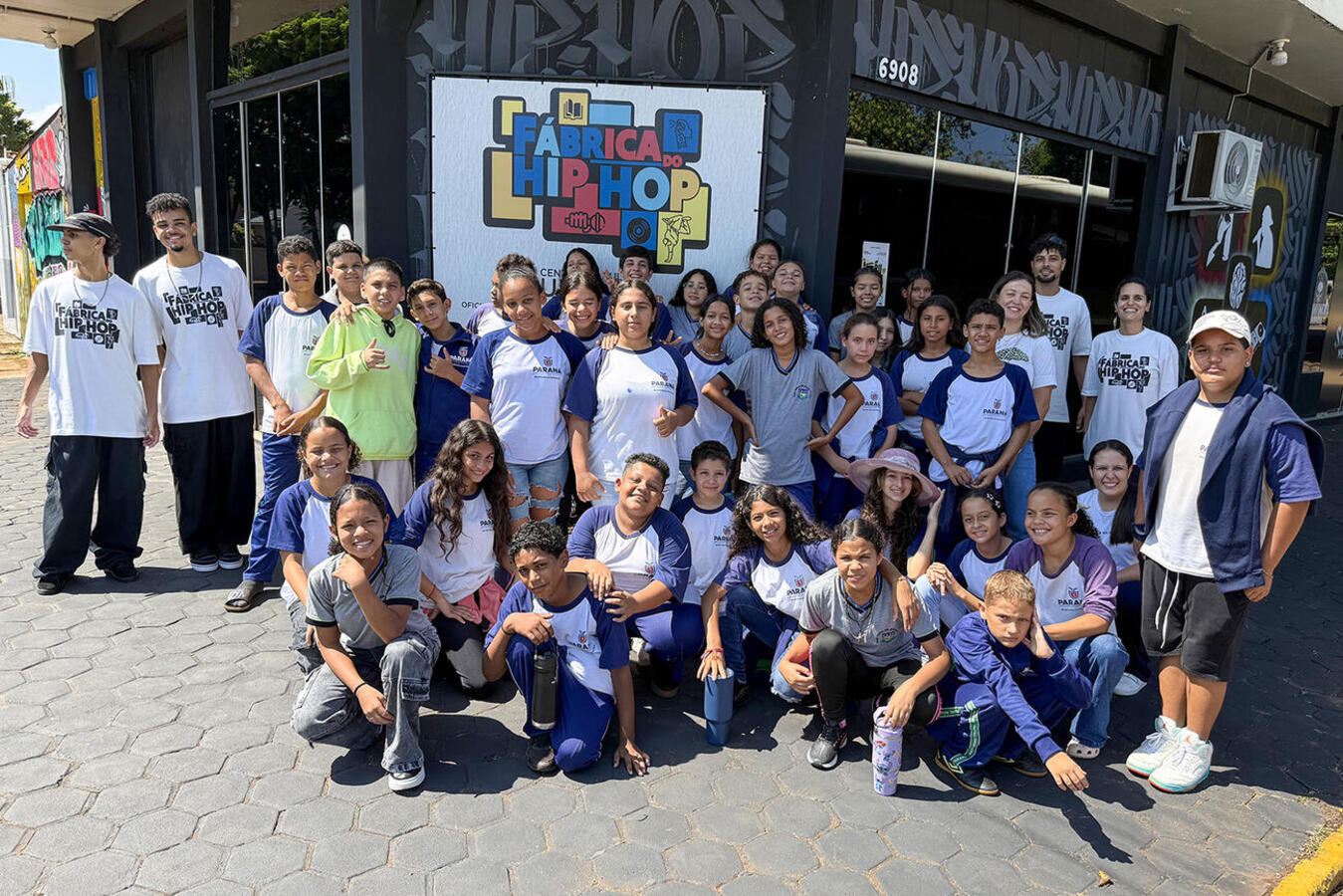 Espaço cultural de Toledo oferece atividades gratuitas e experiências educativas a estudantes, com visitas monitoradas e oficinas voltadas ao público infanto-juvenil