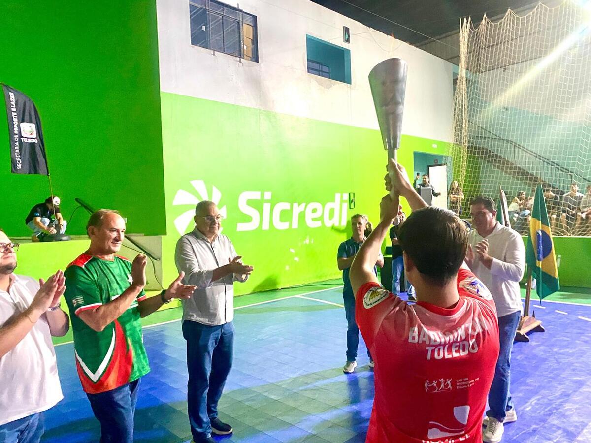 Mais de 3 mil atletas, de 30 escolas, participam da competição que movimenta o município até sexta-feira