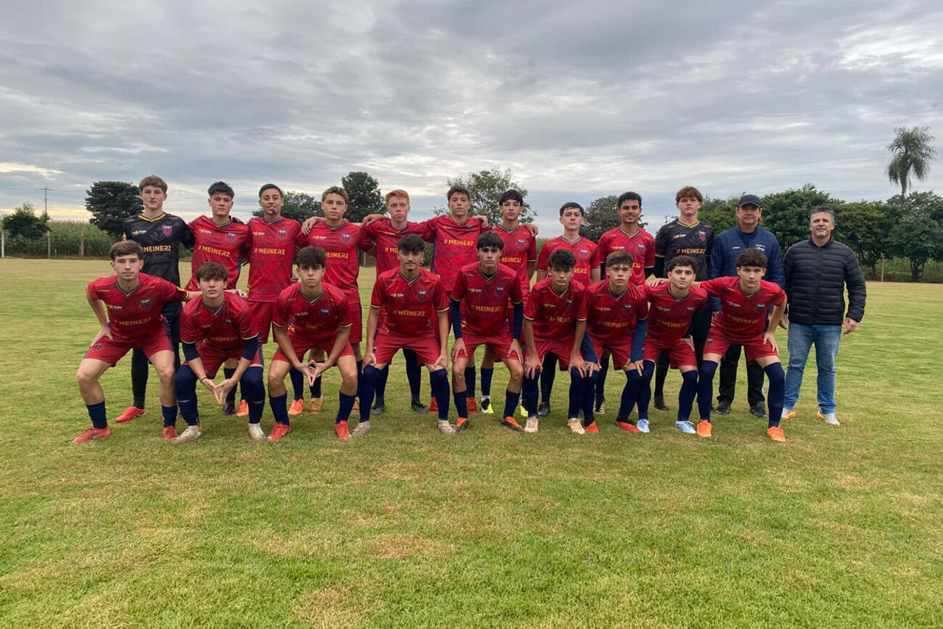Tanto no futebol quanto no futebol suíço, município atingiu os objetivos, seja passando para a segunda fase ou conquistando a vaga direta para a macrorregional