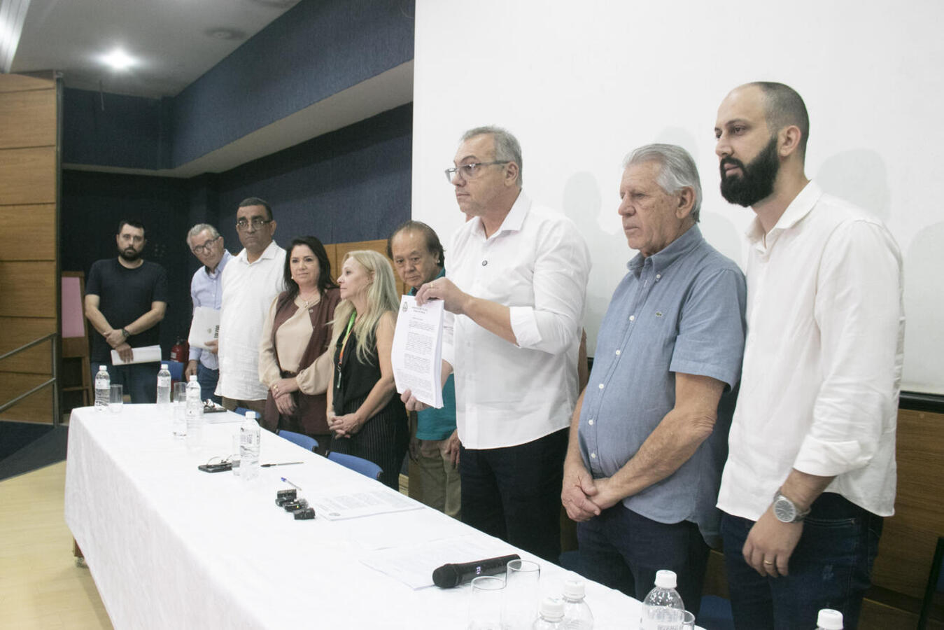 Medida foi oficializada após rescisão contratual e decreto de situação emergencial em saúde para garantir continuidade dos serviços