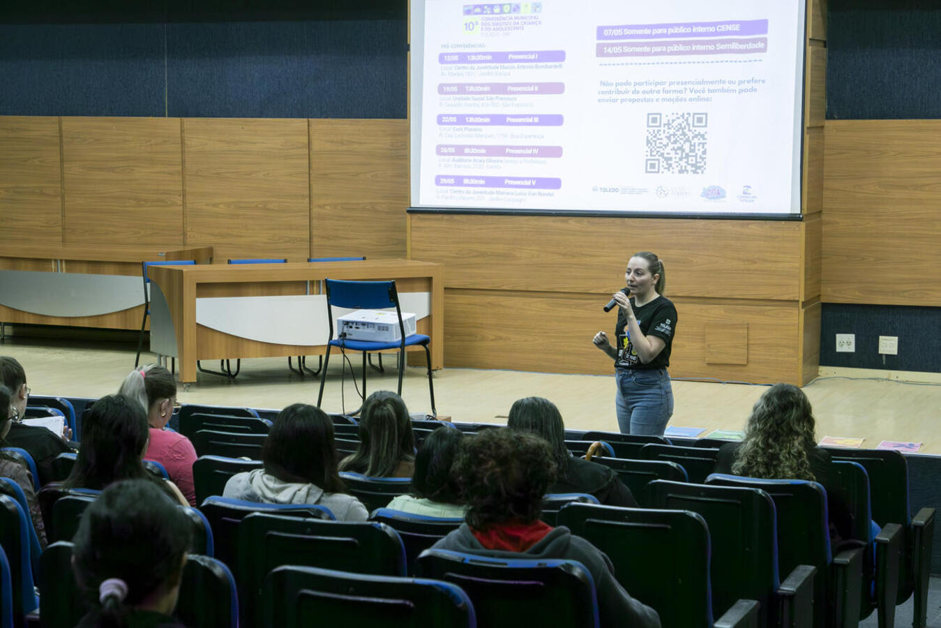 A Secretaria de Desenvolvimento Humano e Social: Infância, Juventude, Pessoa Idosa e Família realizou mais uma pré-conferência a fim de discutir os seis eixos da Conferência Municipal dos Direitos da Criança e do Adolescente