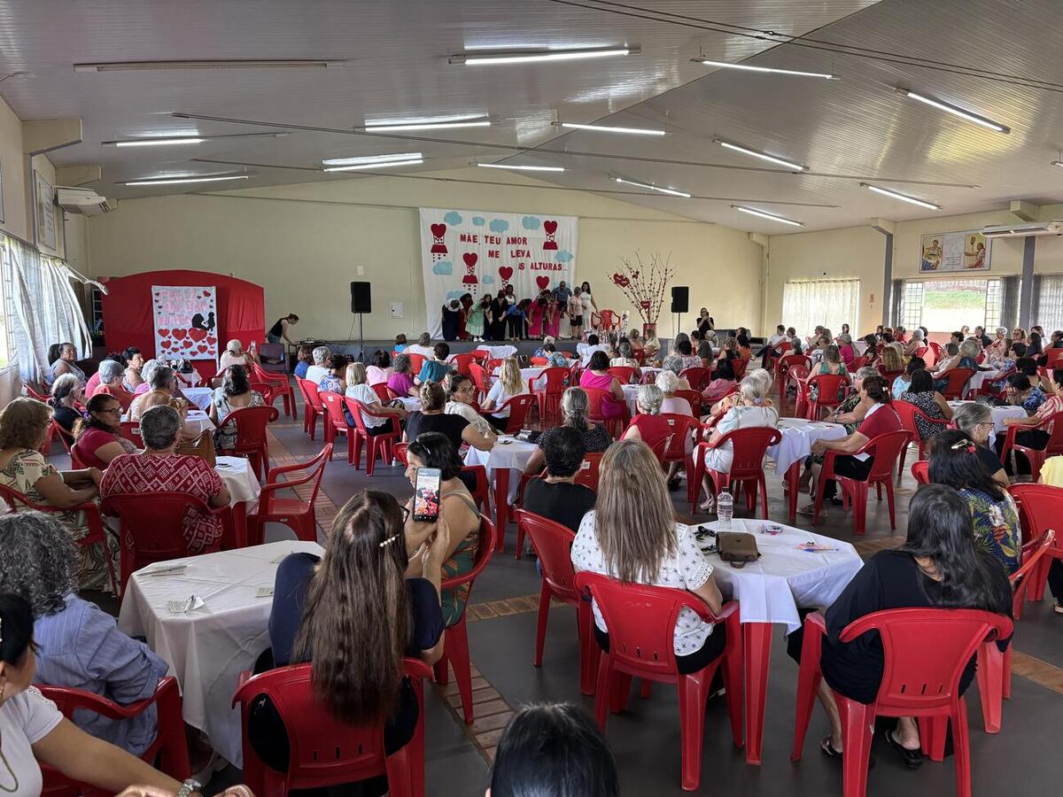 Atividades reuniram participantes dos espaços na Pioneiro e Coopagro nesta quinta-feira (7), com programação cultural e distribuição de brindes