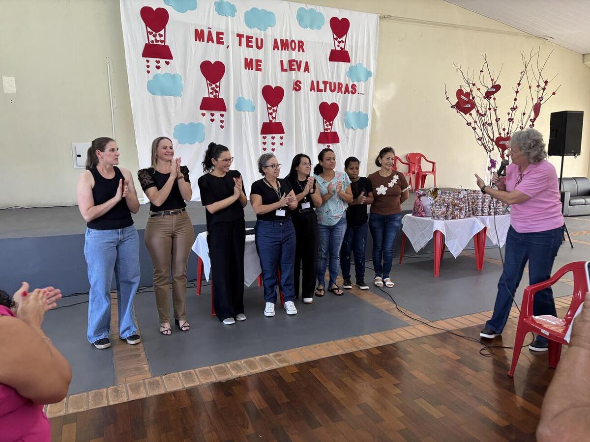Atividades reuniram participantes dos espaços na Pioneiro e Coopagro nesta quinta-feira (7), com programação cultural e distribuição de brindes