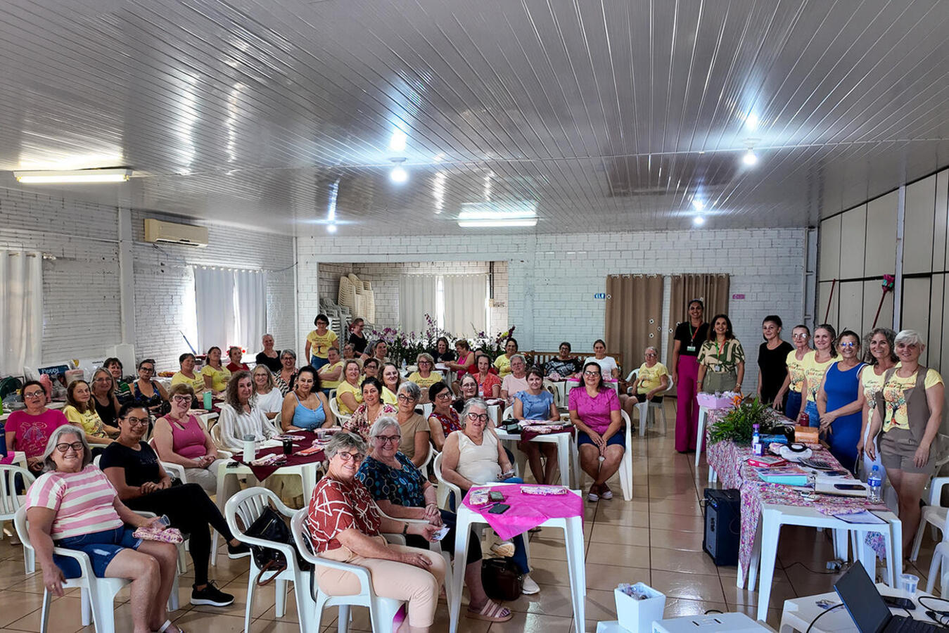 Evento foi realizado pelo Clube de Mães nesta terça-feira (5) na sede da associação de moradores do distrito mais populoso do município