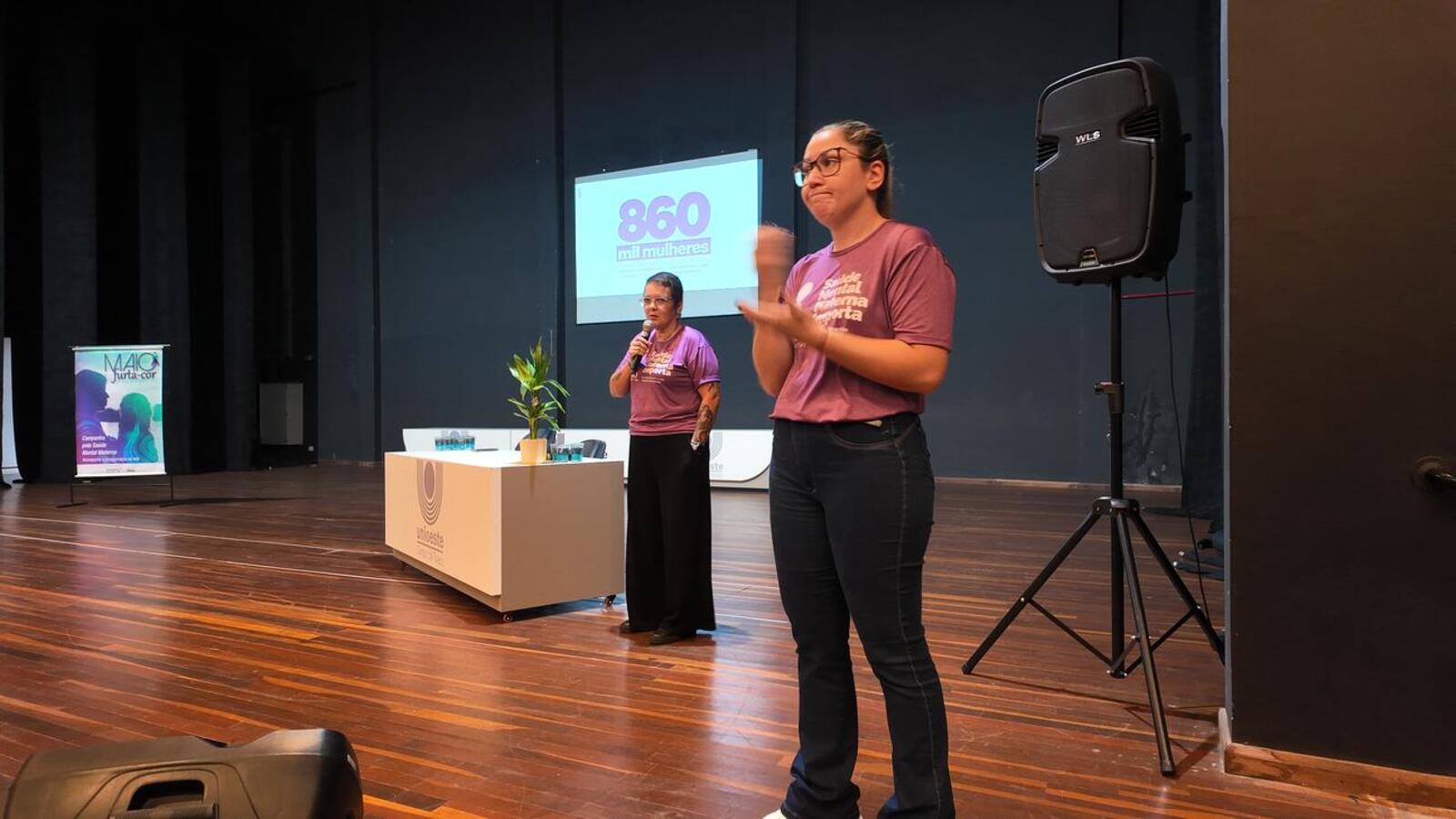 A Universidade Estadual do Oeste do Paraná (Unioeste) sediou uma ação em alusão ao Maio Furta-Cor, campanha de conscientização sobre a saúde mental materna