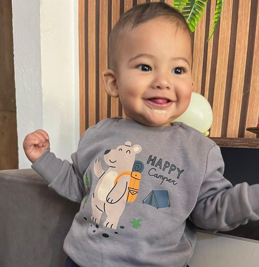 Oliver completou 1 ano de idade em 9 de maio