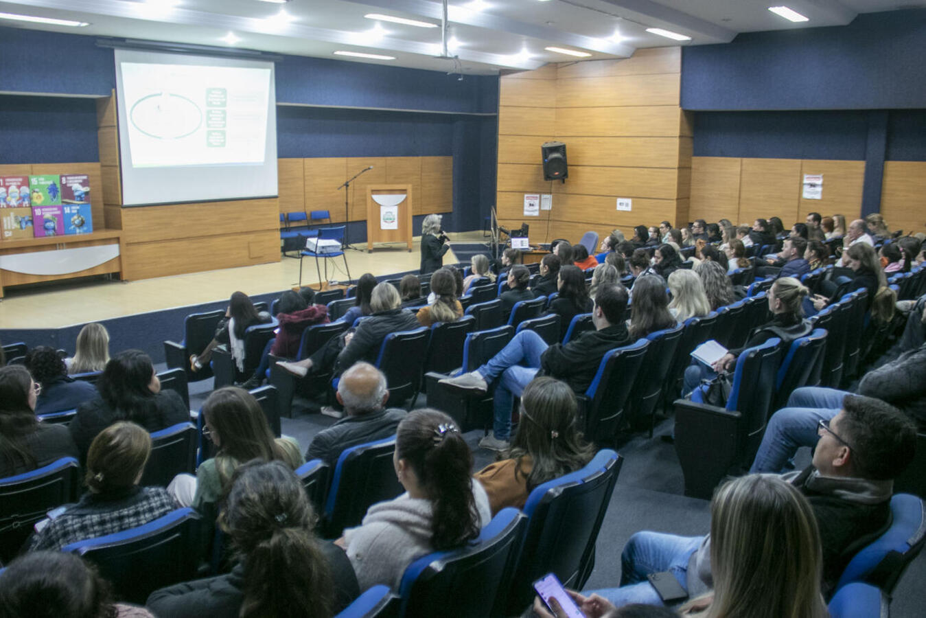 Encontro promovido nesta quinta (14) pela Sesa reuniu profissionais dos 18 municípios da 20ª Regional de Saúde para discutir organização da APS