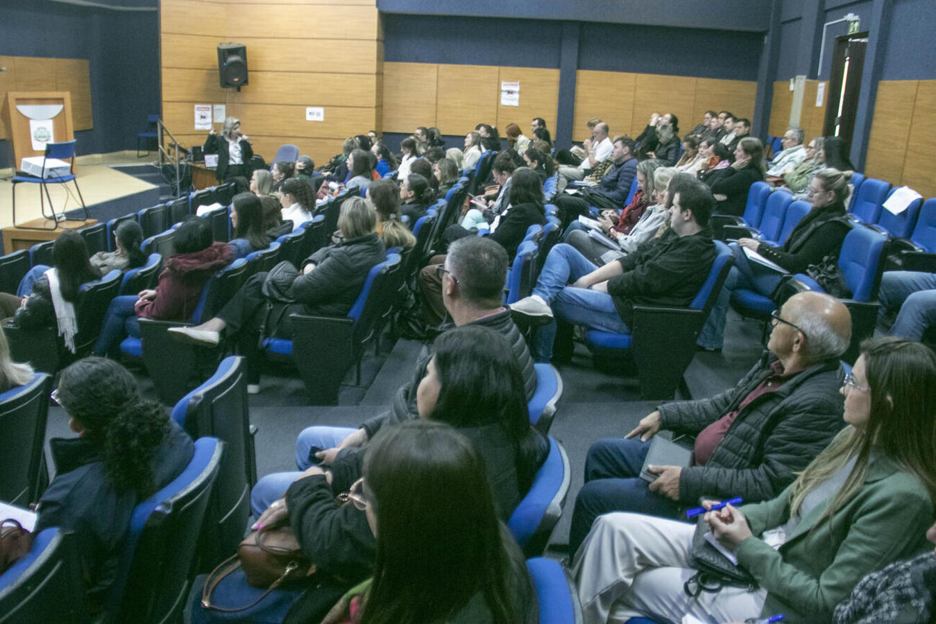 Encontro promovido nesta quinta (14) pela Sesa reuniu profissionais dos 18 municípios da 20ª Regional de Saúde para discutir organização da APS