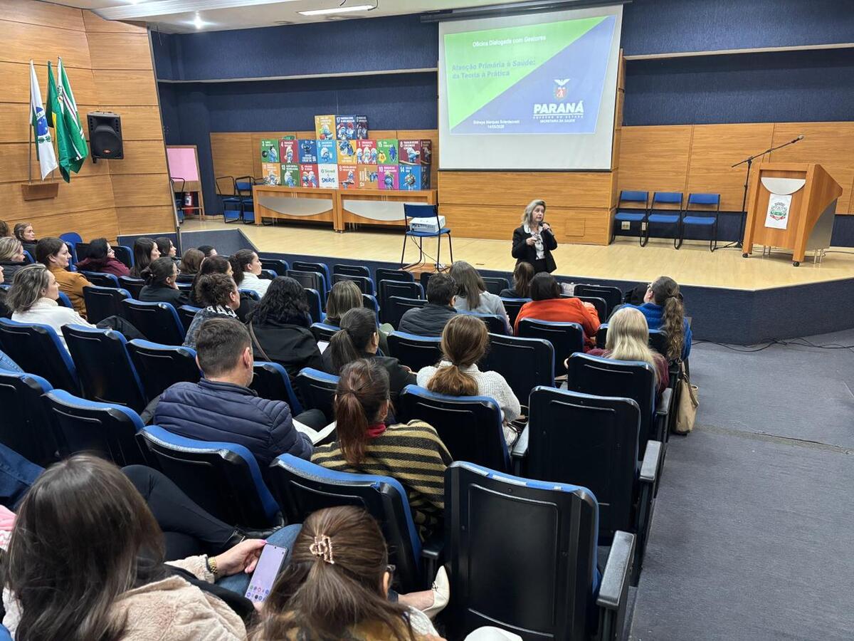 Encontro promovido nesta quinta (14) pela Sesa reuniu profissionais dos 18 municípios da 20ª Regional de Saúde para discutir organização da APS