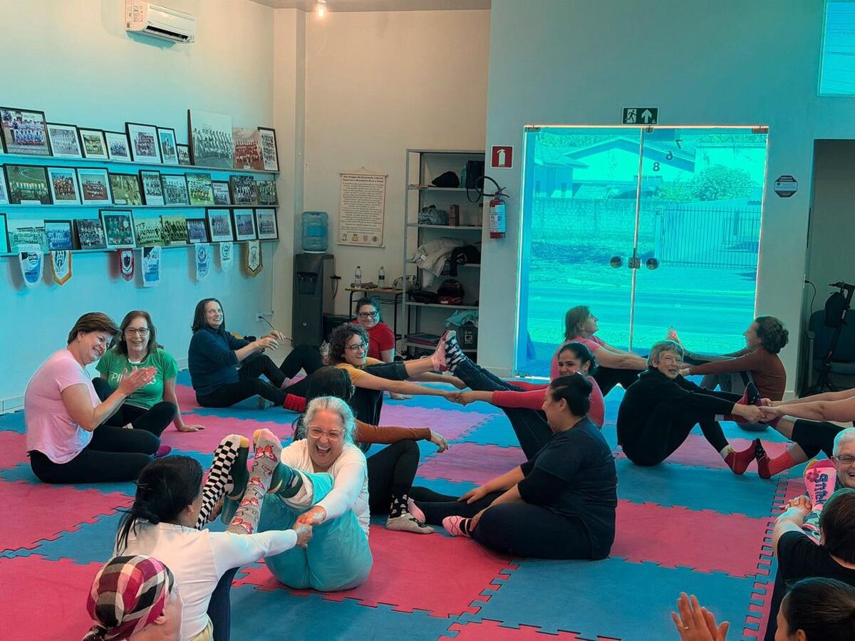 Atividade promovida pela Smel reuniu alunas em diferentes bairros com dinâmica temática e foco em integração e bem-estar