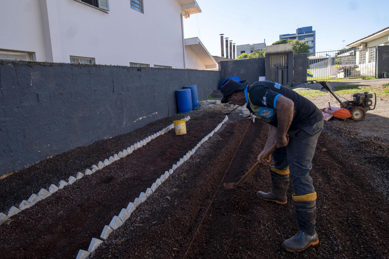 Oficina é promovida pela Itaipu Binacional e contou com a participação de alunos, pais, professores e administração da escola para implementação do projeto 