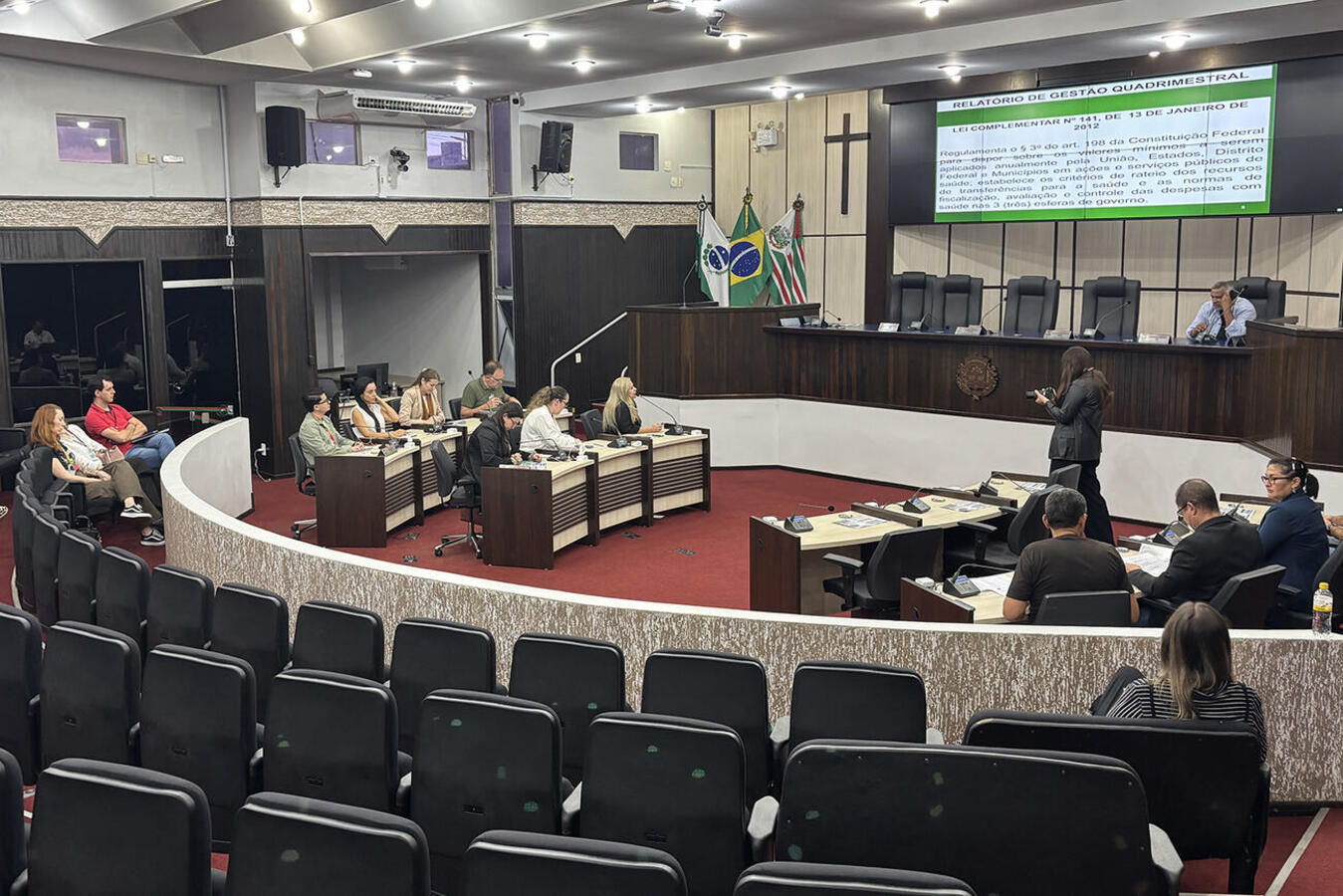 Dados sobre receitas, despesas e serviços referentes aos 1º quadrimestre de 2026 foram apresentados pela pasta, nesta quinta (28), em audiência pública na Câmara 