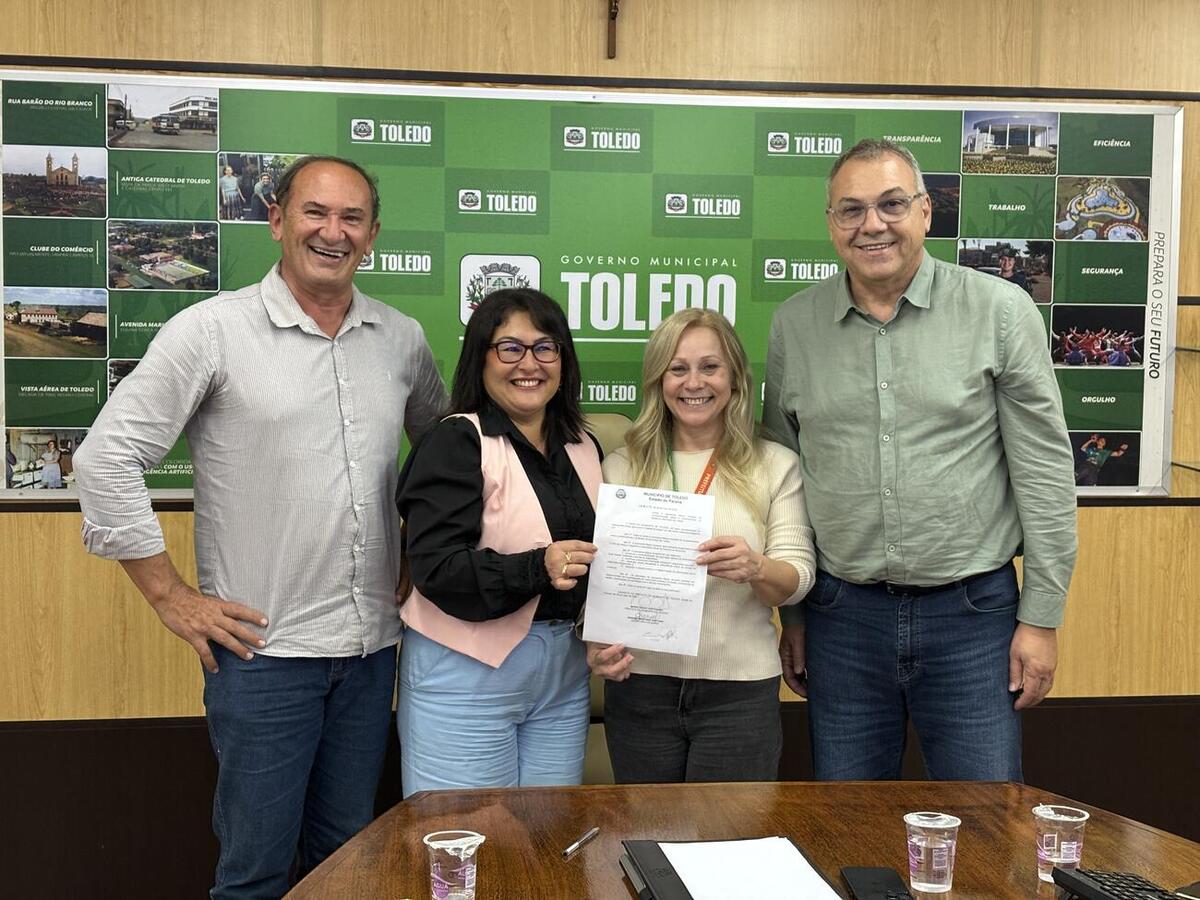 Ato nesta terça (26) assinala o início de campanhas que passam a integrar políticas públicas municipais nas áreas de saúde e valorização da população idosa