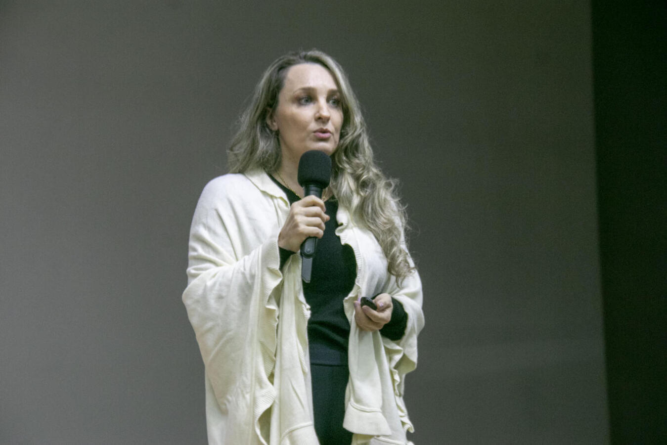 Trabalho focado na redução de filas na saúde bucal, apresentado por Caroline Fernandes Marin de Toledo, foi selecionado em mostra realizada nesta quarta (13)