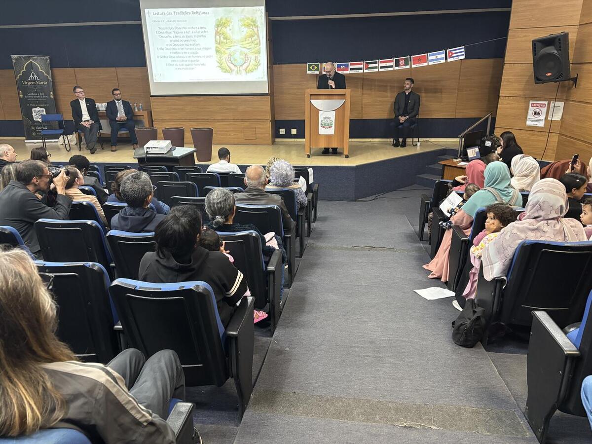 Encontro entre líderes religiosos na noite desta quarta (17) é ponto de partida para programação organizada que conta ainda com oficinas e seminário nesta sexta (19)