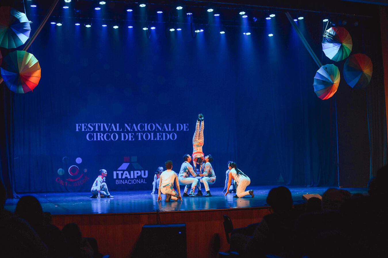 Até domingo (14), município será a capital brasileira da arte circense, com oficinas e apresentações em vários pontos da cidade; nesta sexta (12) tem “Noite de Gala”