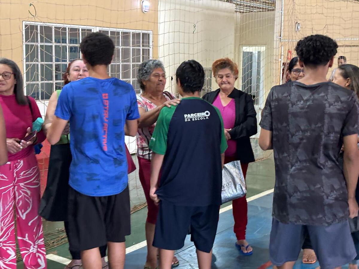 Atividade promovida pela SDHS reuniu participantes do CJU Marcio Antonio Bombardelli e pessoas idosas em um momento de troca