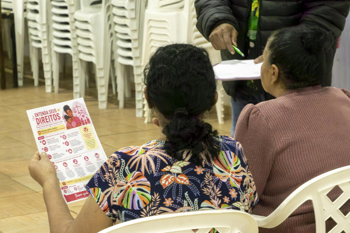 Na última quarta-feira (3) a Secretaria da Mulher esteve presente em mais um encontro do programa “Fala Mulheres”, iniciativa que oferece orientação e atendimento jurídico gratuito às mulheres de Toledo