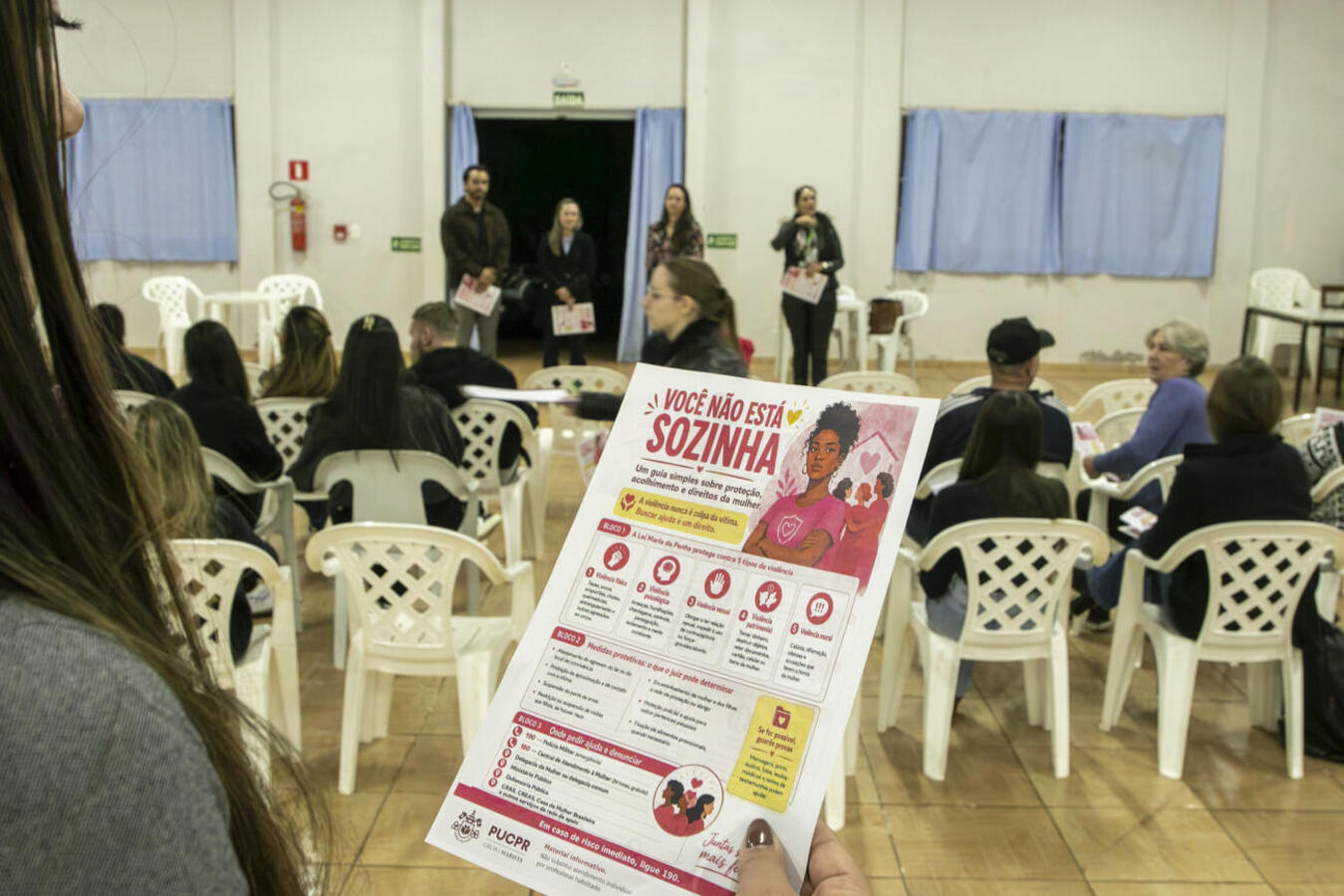 Na última quarta-feira (3) a Secretaria da Mulher esteve presente em mais um encontro do programa “Fala Mulheres”, iniciativa que oferece orientação e atendimento jurídico gratuito às mulheres de Toledo