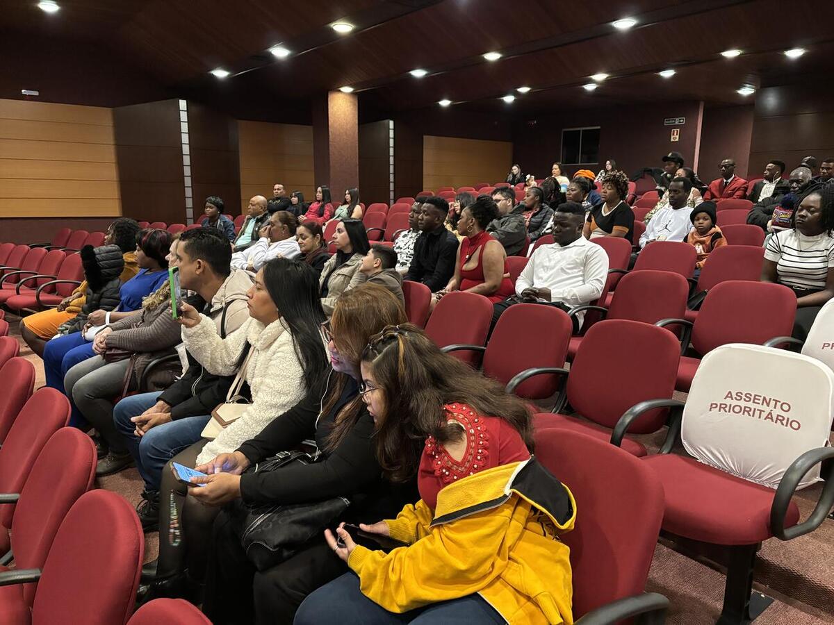 Formatura, no último sábado (13), reuniu alunos de três turmas e marcou encerramento da sexta edição da Escola de Língua Portuguesa para Migrantes