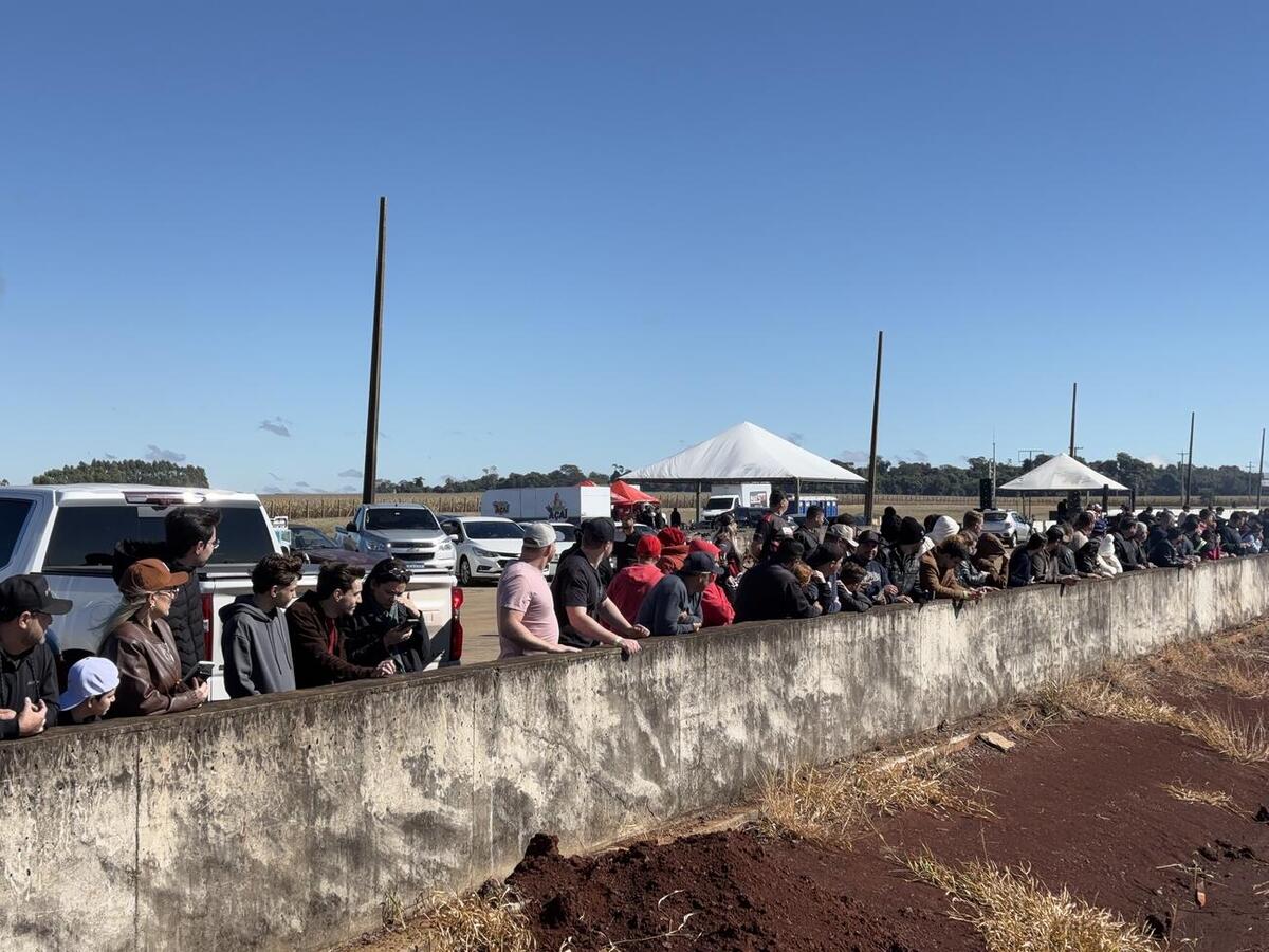 Estrutura localizada às margens da BR-163 foi entregue durante evento com apresentações de pilotos e praça de alimentação