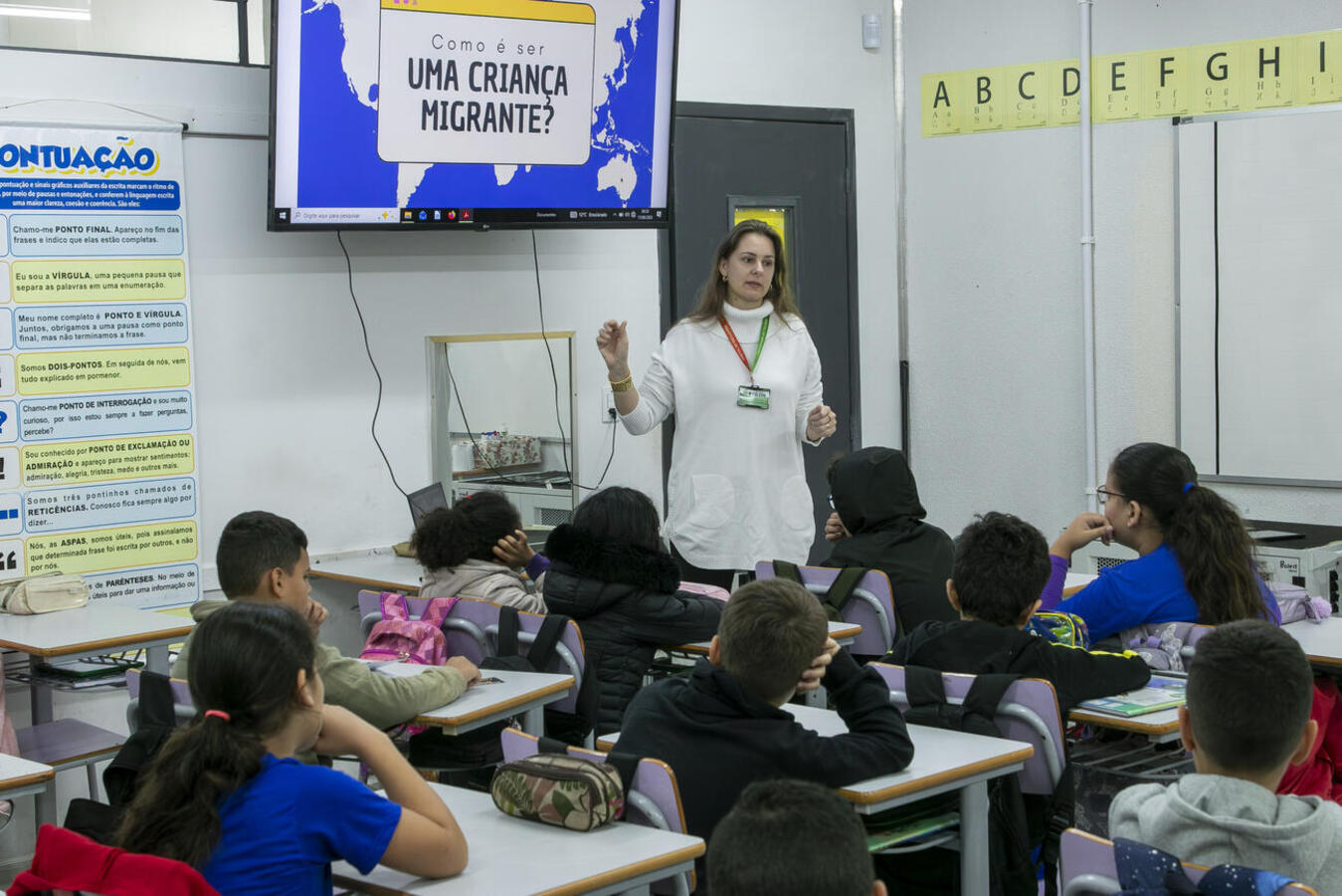 Projeto da SDHS trabalha empatia, diversidade cultural e desafios enfrentados por crianças migrantes com turmas do 5º ano de escolas municipais de Toledo