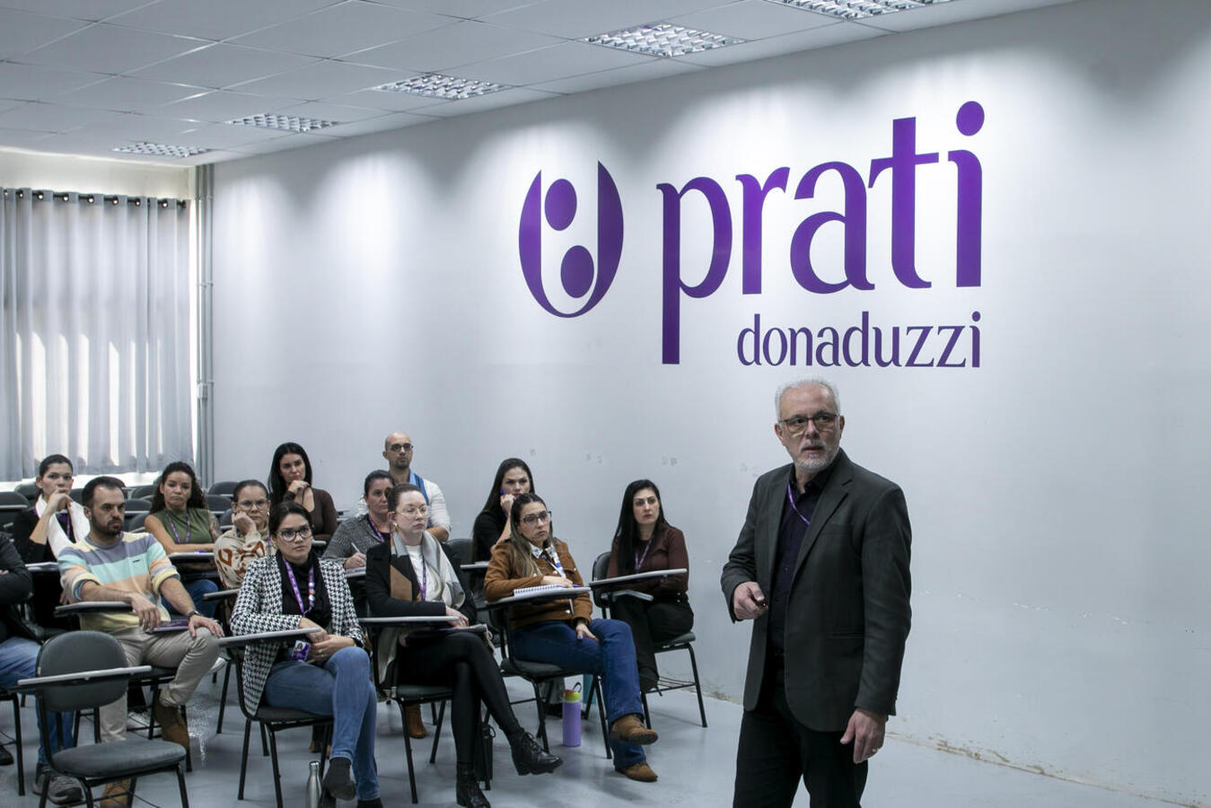 Em parceria com a PMPR, SMM tem ministrado palestras que visam ao fortalecimento da cultura do respeito na empresa; a mais recente ocorreu nesta segunda (15)