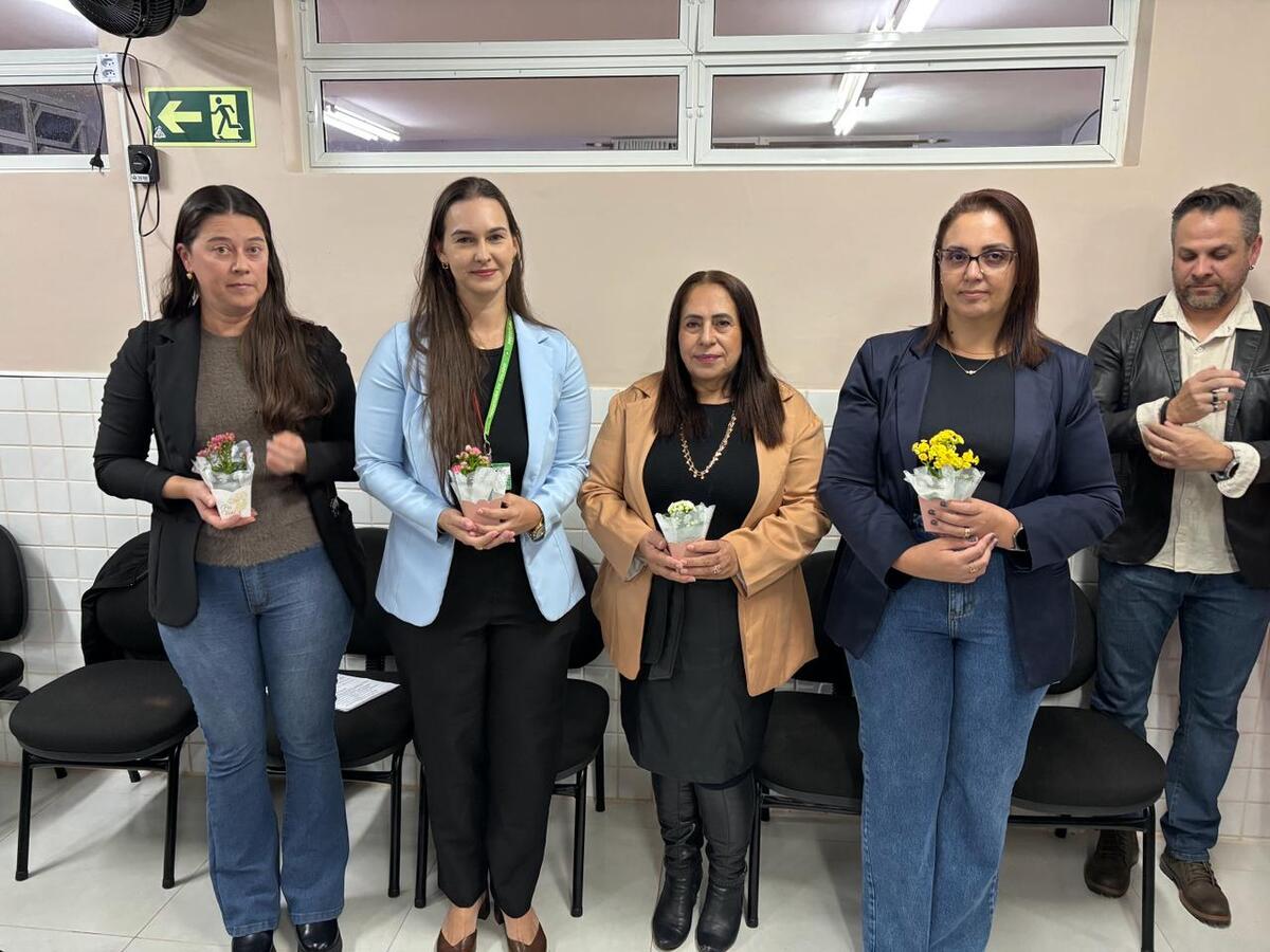 Unidade localizada no Jardim Coopagro recebeu melhorias estruturais e foi reinaugurada em cerimônia com autoridades, servidores e famílias