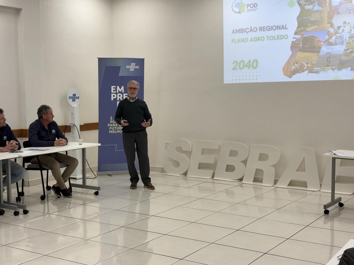 Encontro, nesta segunda (15), na sede do Sebrae, reuniu entidades e instituições para discutir diretrizes e alinhamentos da futura política municipal para o setor