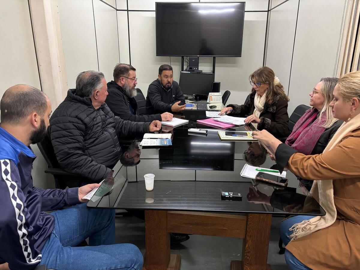 A Prefeitura de Toledo recebeu representantes do Prêmio Gestor Público do Paraná para incentivar a participação de Toledo na 14ª edição