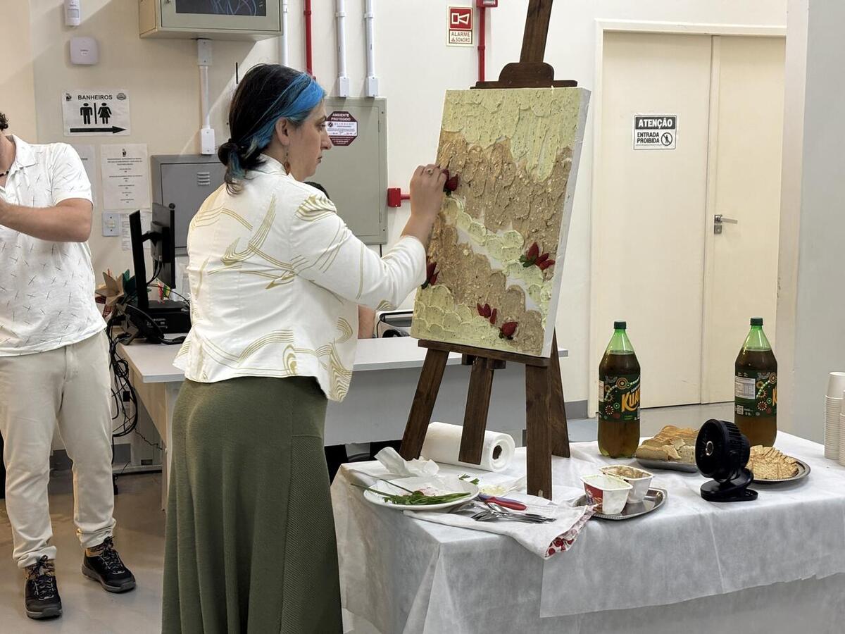 Mostra da artista Franciane Galli integra a programação do Junho Verde e segue aberta para visitação gratuita até 17 de junho