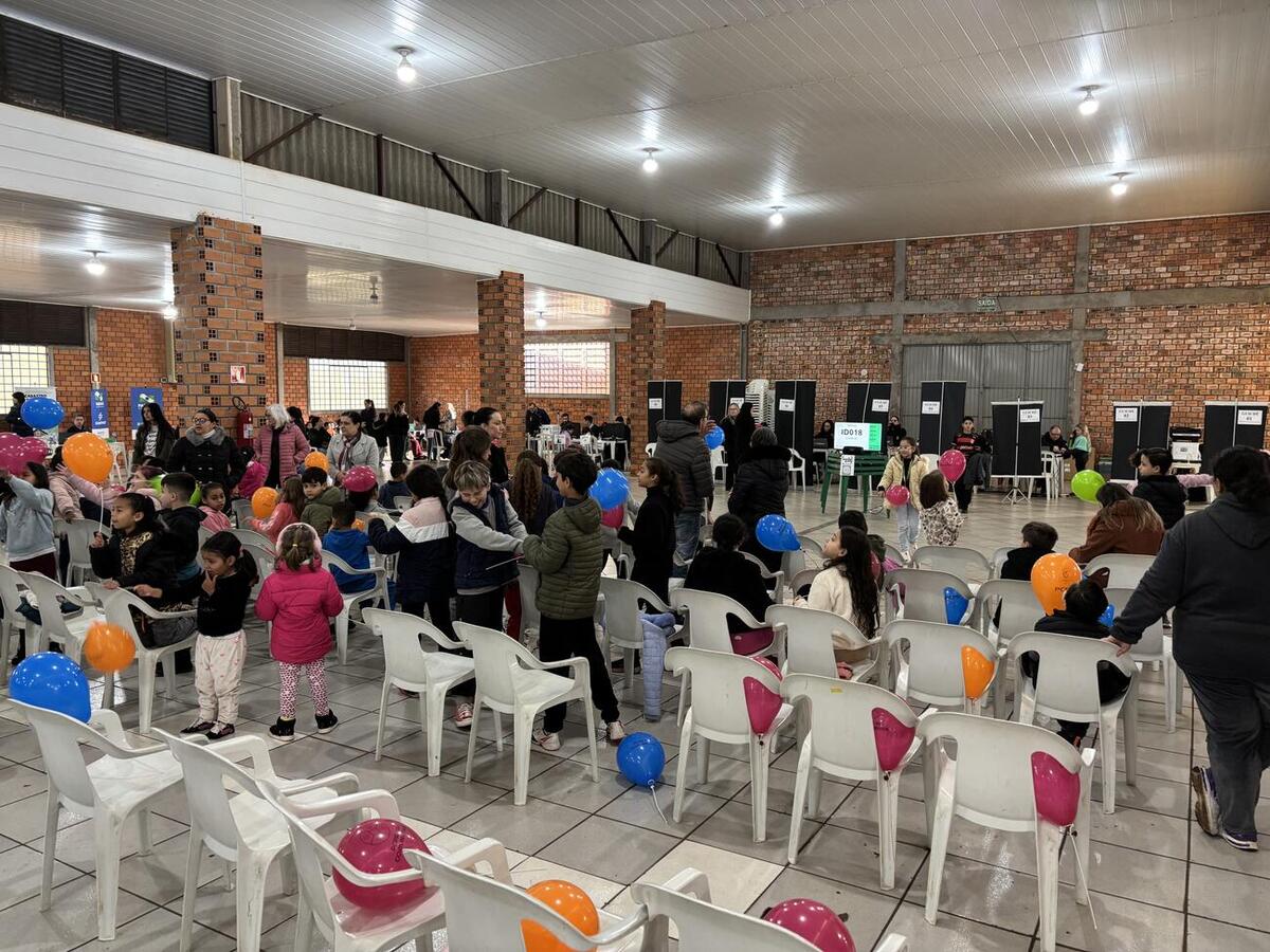 Carteira de Identidade Nacional, cidadania e serviços públicos são oferecidos até sexta-feira (10) no Centro de Eventos Desirée Refosco