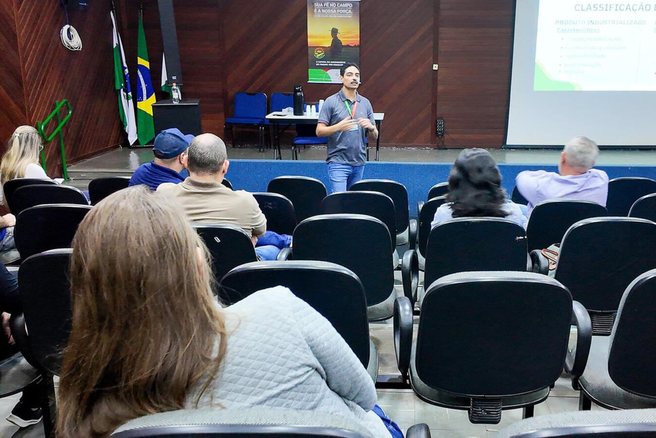Promovida pela Vigilância Sanitária e pelo Serviço de Inspeção Municipal, capacitação técnica desta terça-feira (21) voltará a ser ministrada no próximo dia 30