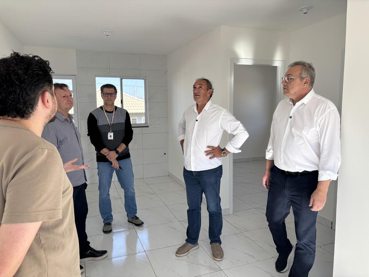 Unidades foram viabilizadas por parceria entre a Prefeitura de Toledo, Cohapar e Caixa Econômica Federal, com obra executada pela H3 Empreendimentos