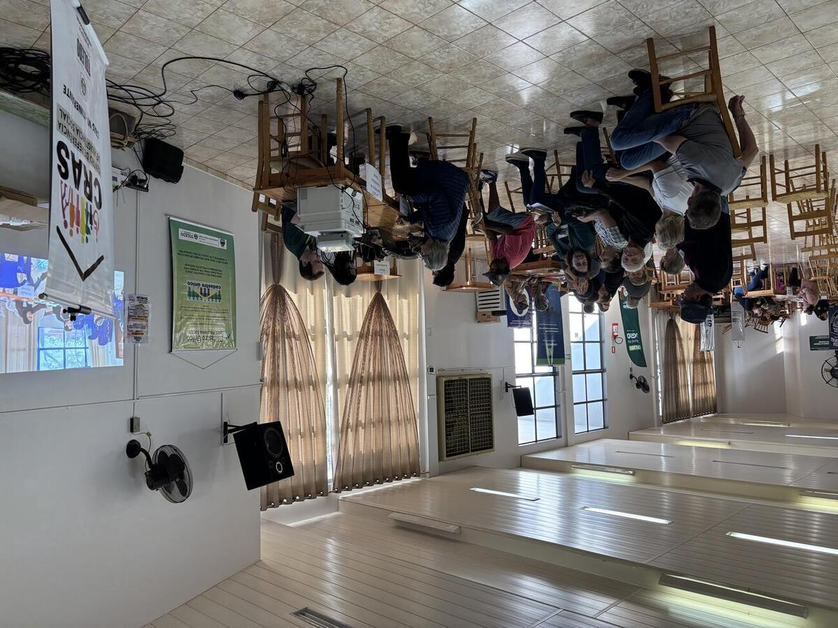 Moradores do local compareceram em peso à ação comunitária para ter acesso a serviços públicos e benefícios como CadÚnico, carteira da pessoa idosa e credencial de estacionamento