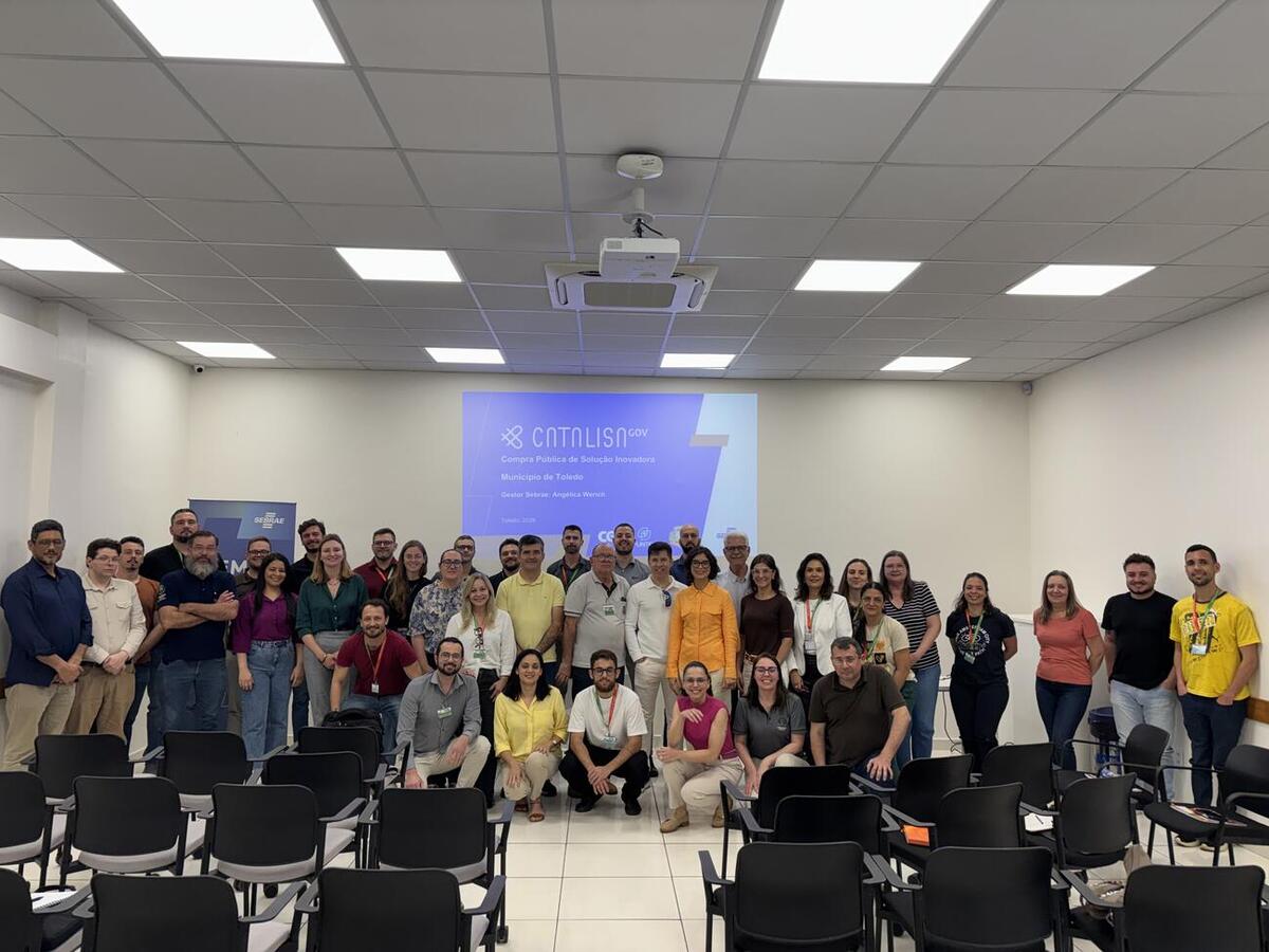 Encontro reuniu representantes de 17 secretarias municipais no Sebrae para esclarecer sobre compras públicas de soluções inovadoras