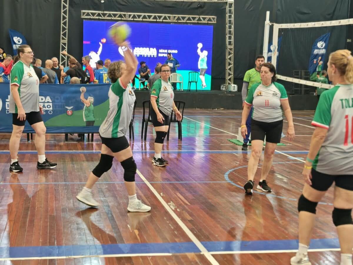 Delegação de 40 atletas disputou, entre domingo e quarta-feira (23 a 26), a Série Ouro Especial dos Jogos da Interação do Idoso, realizados no litoral do estado