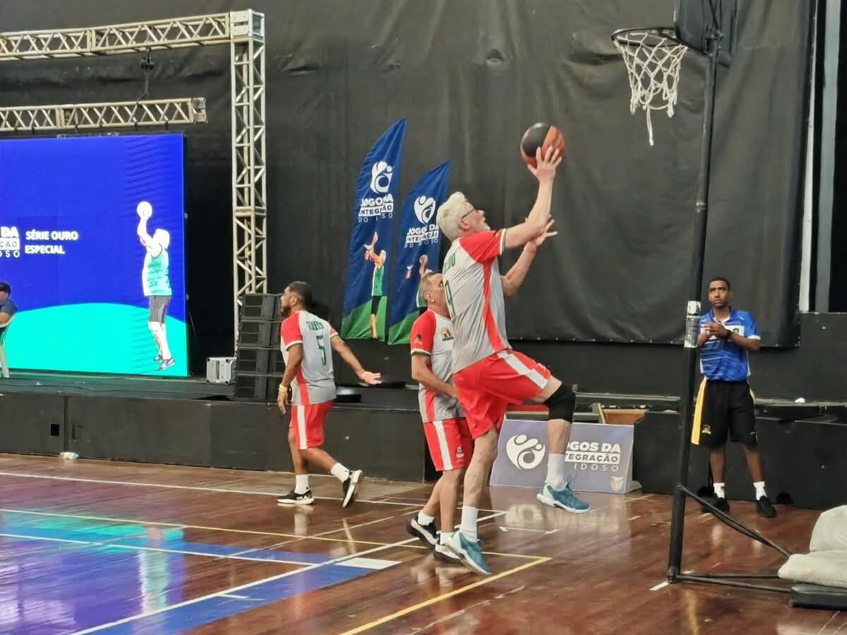 Delegação de 40 atletas disputou, entre domingo e quarta-feira (23 a 26), a Série Ouro Especial dos Jogos da Interação do Idoso, realizados no litoral do estado