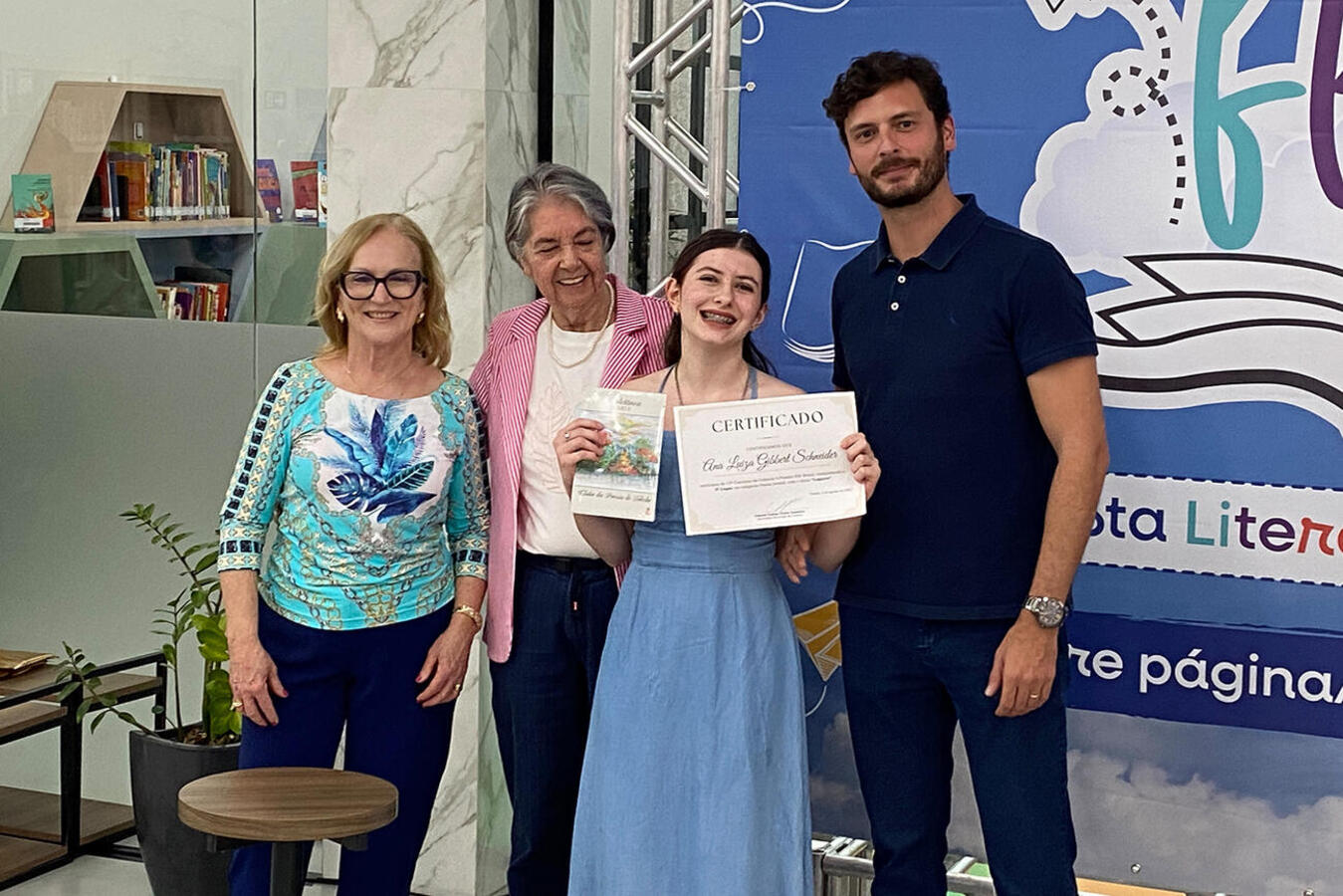 Abertura oficial da edição 2026 da Festa Literária de Toledo ocorreu no sábado (1º); no dia seguinte, vencedores do Paulo Leminski e do Edy Braun foram conhecidos