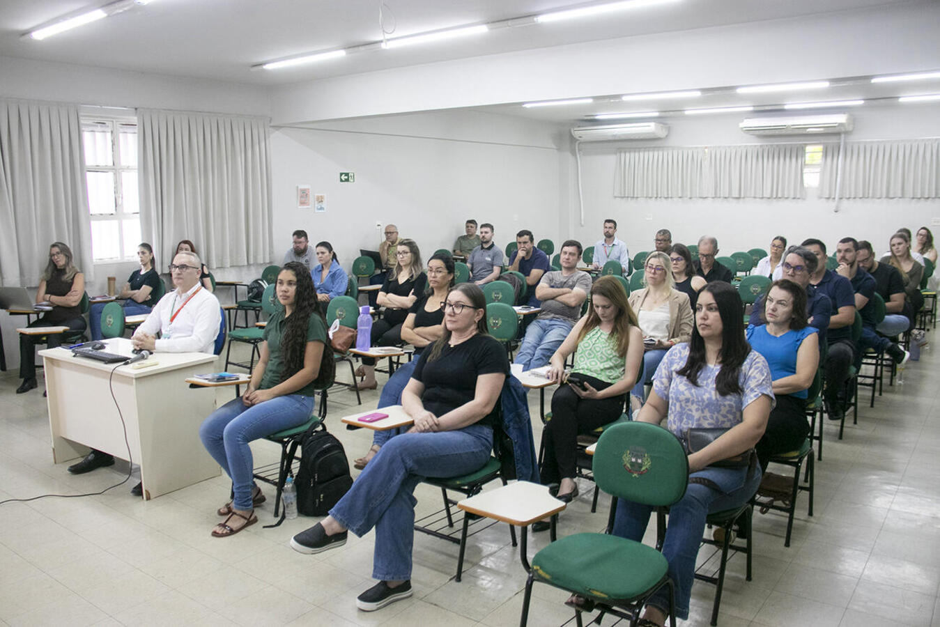 Capacitação envolve 83 servidores de diversos setores da administração municipal; aula inaugural foi ministrada na manhã desta terça-feira (18) na Escola de Governo 