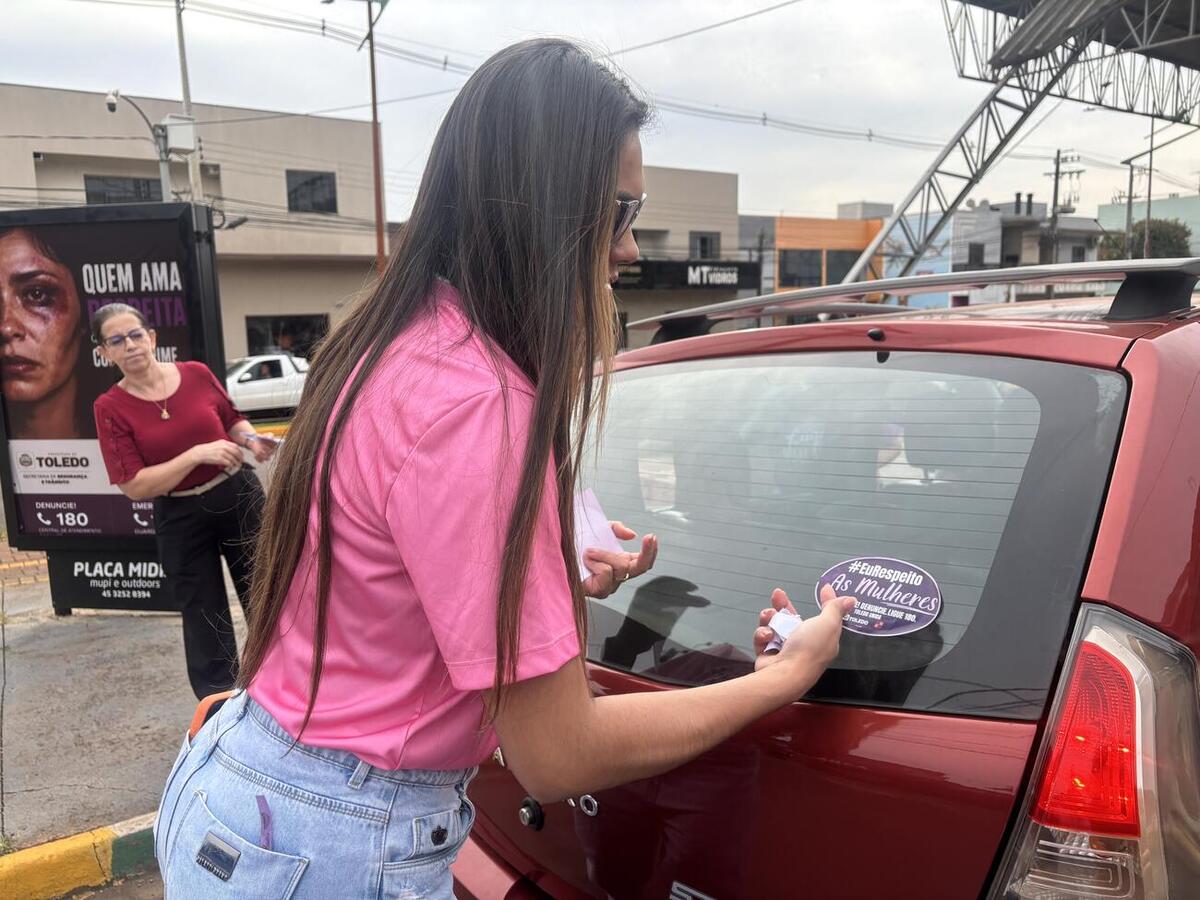 Ação promovida nesta terça (25) pela Secretaria Municipal da Mulher contou com apoio das Patrulhas Maria da Penha da Guarda Municipal e da Polícia Militar