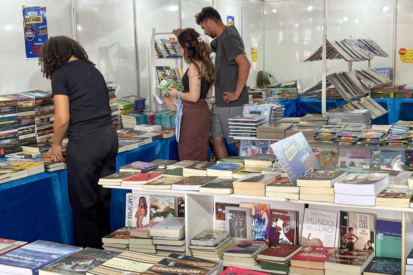 Abertura oficial da edição 2026 da Festa Literária de Toledo ocorreu no sábado (1º); no dia seguinte, vencedores do Paulo Leminski e do Edy Braun foram conhecidos