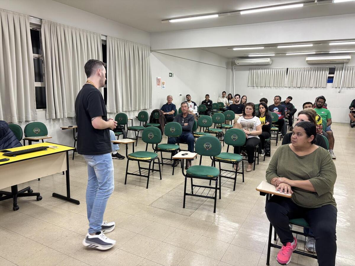 Etapa preparatória reuniu propostas da população para orientar a política esportiva do município nos próximos dez anos; Conferência será realizada em 15 de outubro