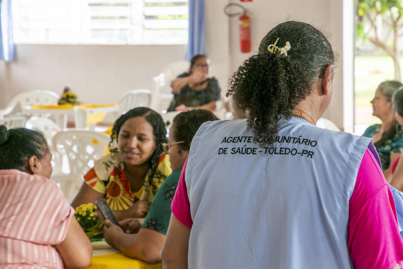 Atividade, nesta segunda-feira (21), reuniu mulheres do entorno da unidade para orientações de saúde e atendimentos gratuitos de beleza e bem-estar