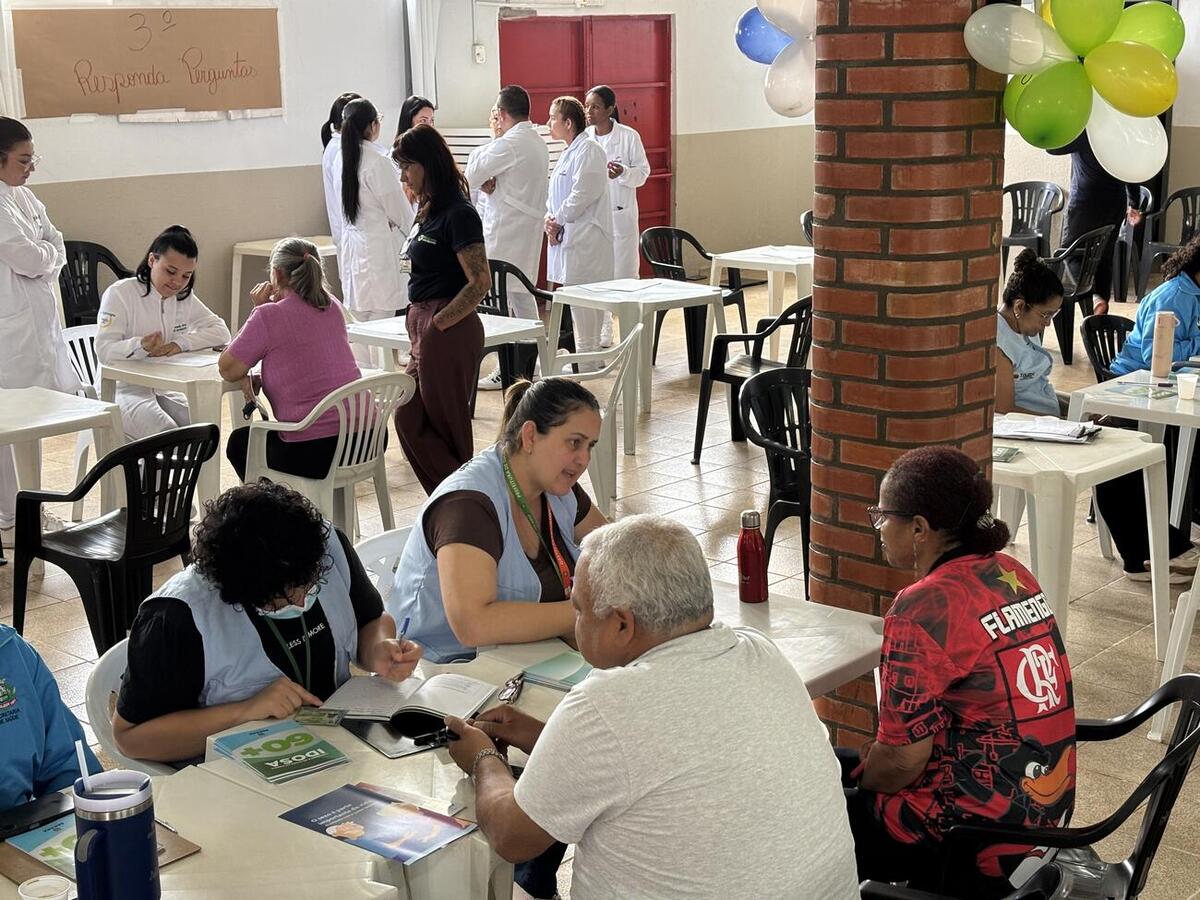 Atividade reuniu serviços gratuitos e orientações de prevenção em parceria entre as unidades básicas de saúde do Jardim Maracanã e da Vila Paulista