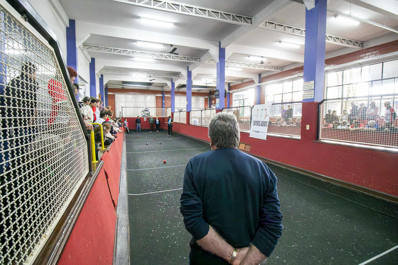 Disputa pelo título entre os 40 trios inscritos começou hoje (15) e segue na quinta (17), no Clube Toledão; competição integra ações do Pessoa Idosa em Movimento