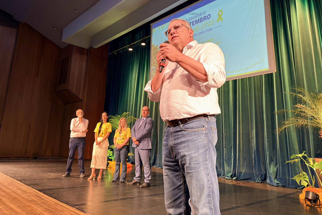 Palestras de especialistas sobre saúde mental e valorização da vida foram ponto central de evento realizado nesta sexta (18); número de inscrições chegou a 978